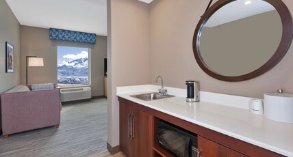 Hampton Inn & Suites Wells, NV Room Type - 1KN HEARING ACC STUDIO NS