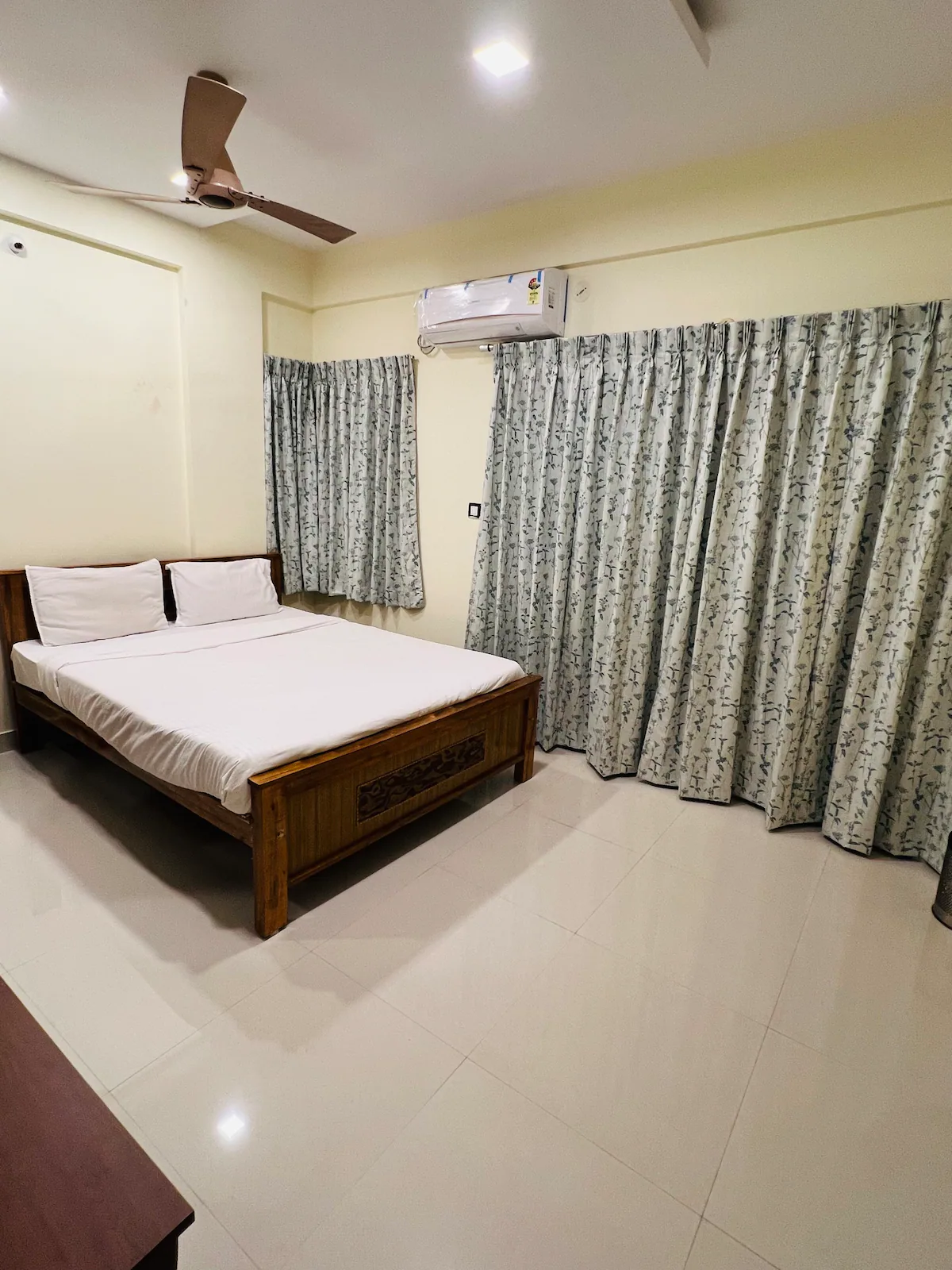 Ghar By King Suites - Hennur - Tap to explore photos