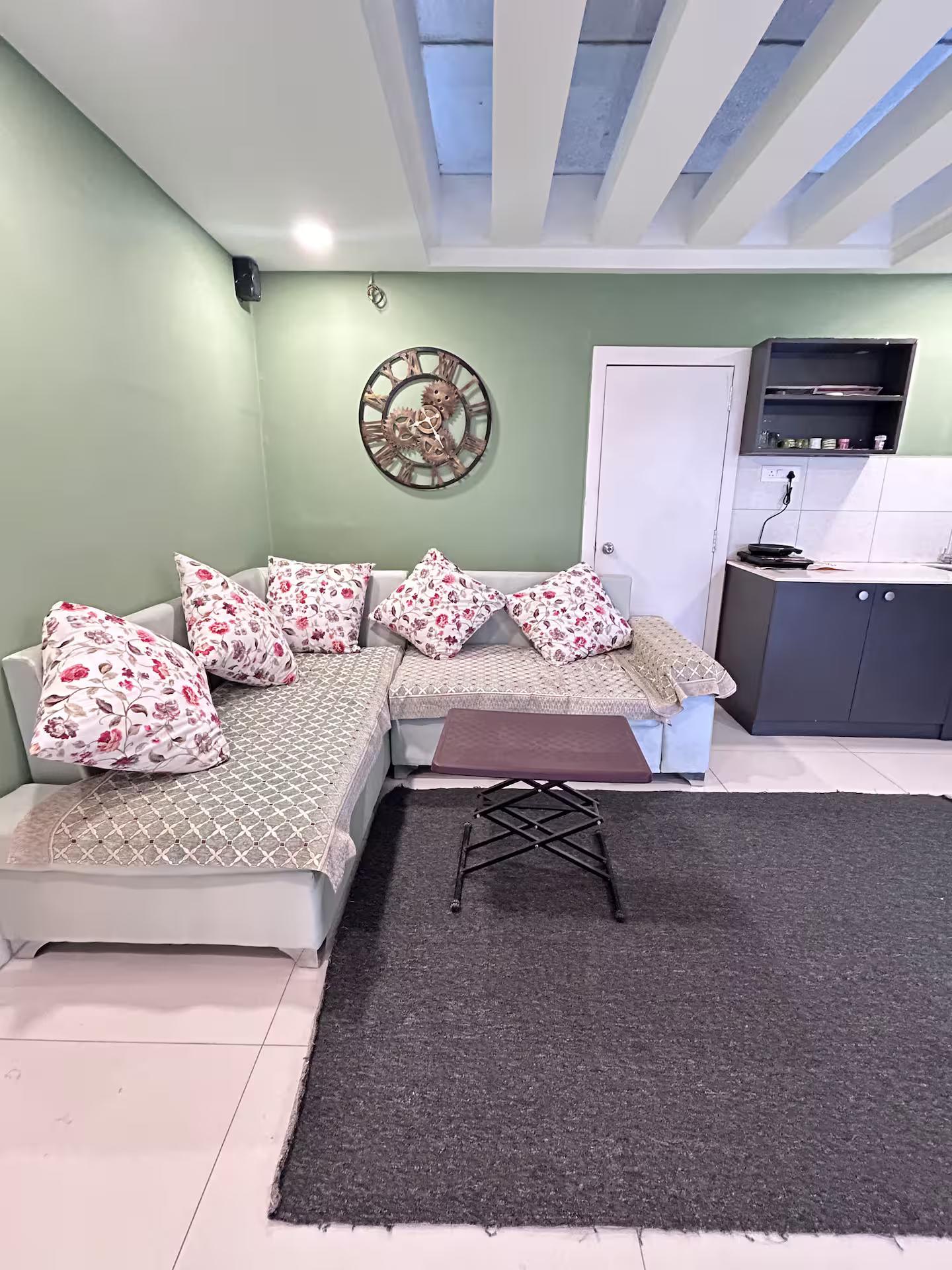 COZY 1BHK Penthouse - Tap to explore photos