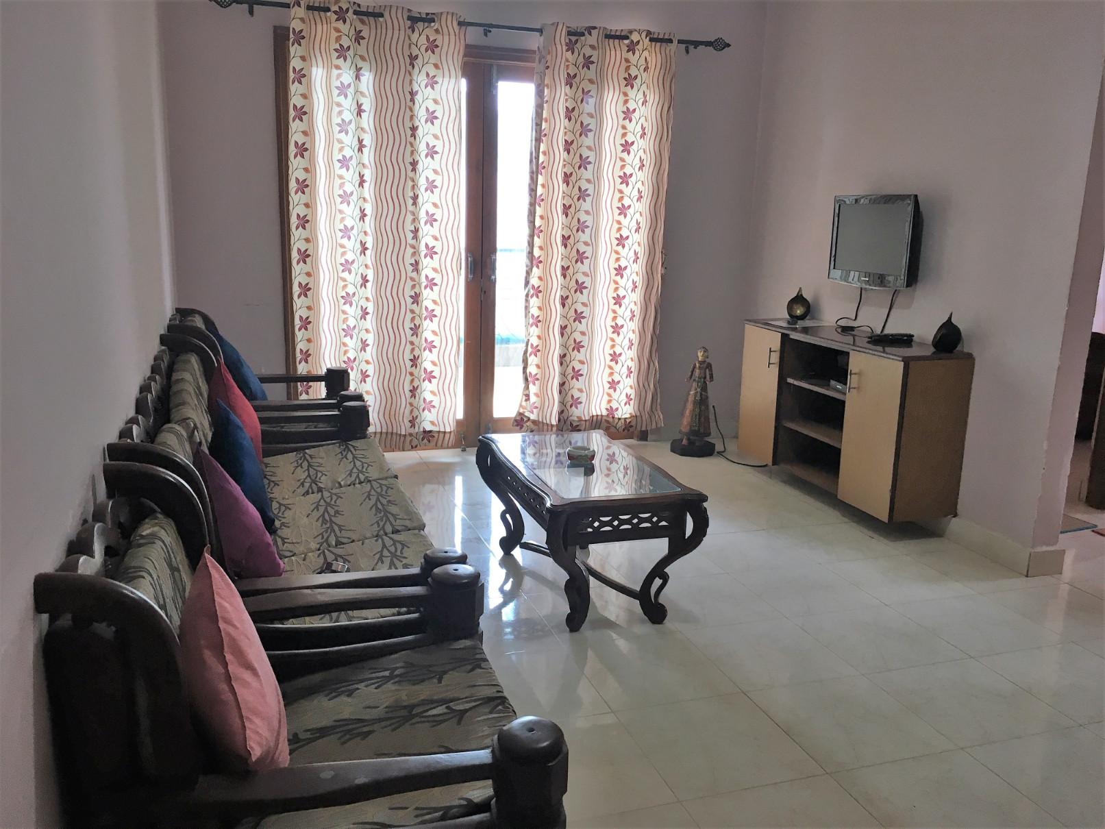 1 BHK Luxury Pool Apartment in Candolim - Tap to explore photos