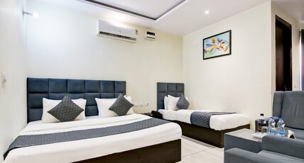 Hotel De Hocks Deluxe @ New Delhi Railway Station Room Type - Triple Elegance Suite Room (Ideal for 3-4 Guests) Free EC Up to 1 Hour Hotel De Hocks Deluxe @ New Delhi Railway Station Room Type - Triple Elegance Suite Room (Ideal for 3-4 Guests) Free EC Up to 1 Hour