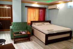 Moon Light Residency