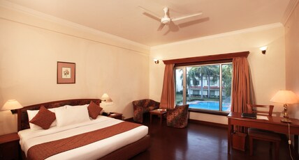 Hotel Express Residency Room Type - Deluxe Superior Room