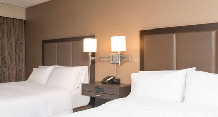 Hampton Inn Columbus/Taylorsville Room Type - 2 QNS ACCESSIBLE W TUB NS