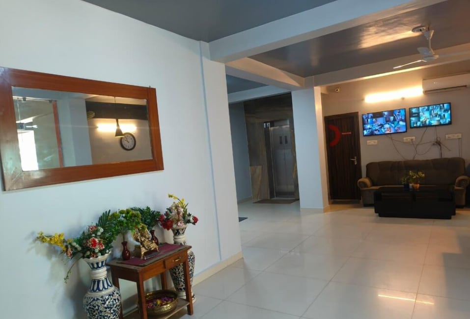 Bidya Inn Jay Prakash Nagar - Tap to explore photos