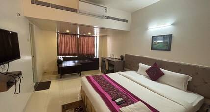 HOTEL YASH INN Room Type - Air-Conditioned Standard Room