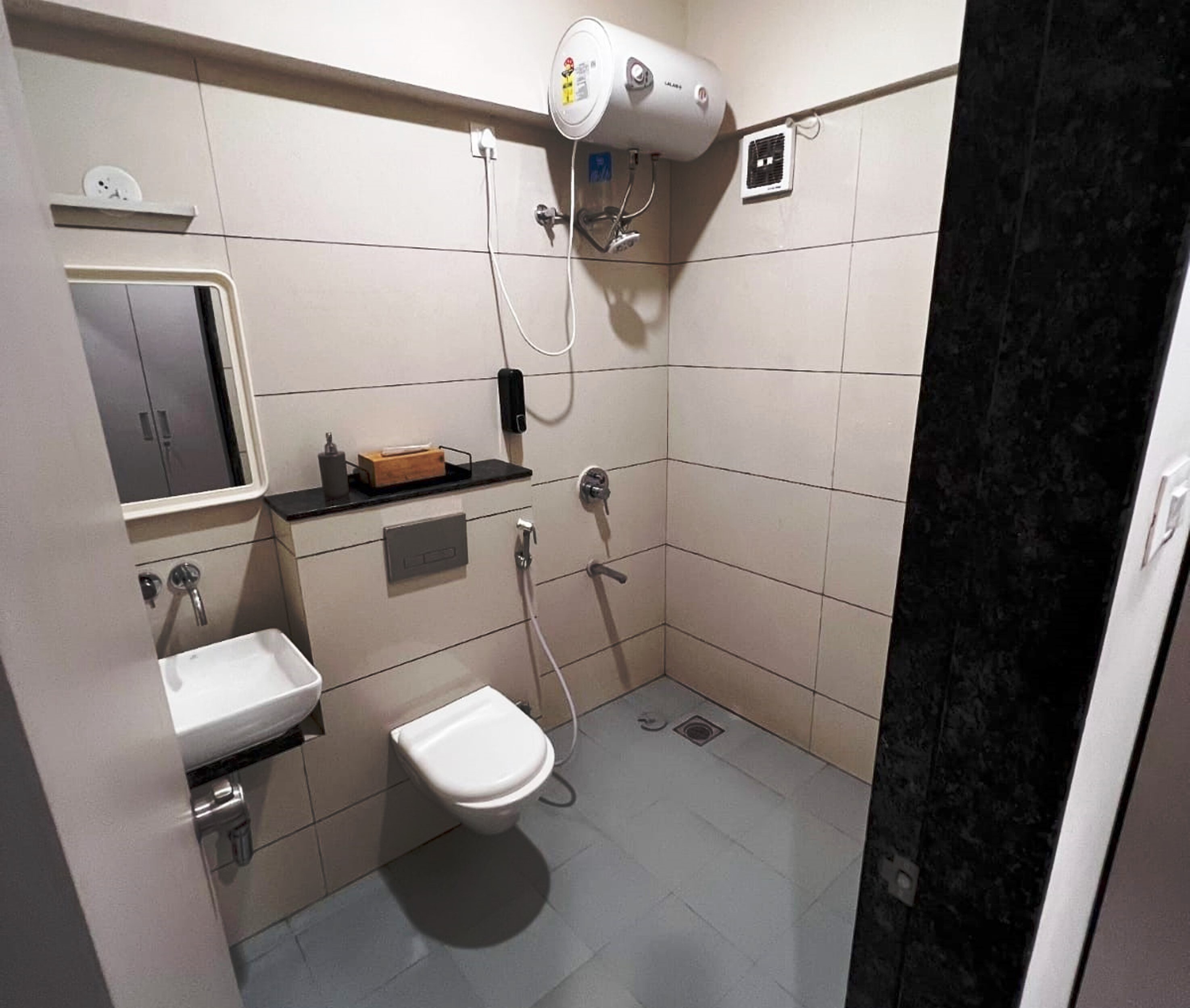 Hamlet Studio Apt 602 Baner Pune - Tap to explore photos