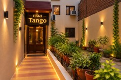 Hotel Tango