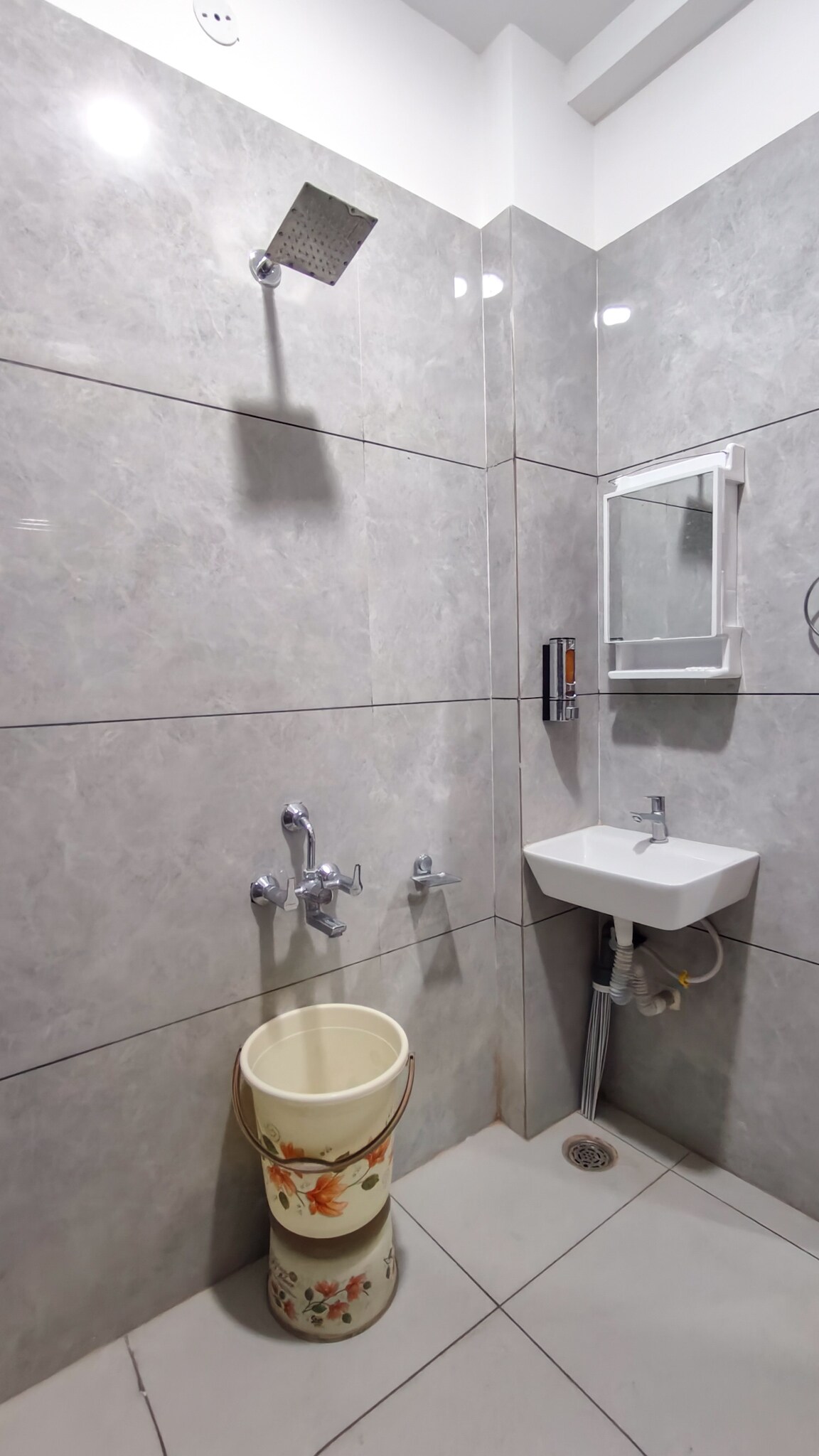 Staeg Mercury 1BHK - 103 - Tap to explore photos