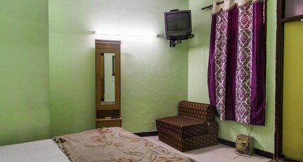 Hotel Viren Plaza Room Type - Non AC Triple Bed