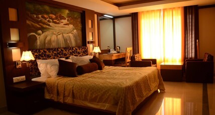 Skypearl Room Type - Deluxe Non Ac
