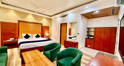 Green Palms Hotel -- Check in @ 9:00 A.M. Room Type - FAMILY SUITE ROOM