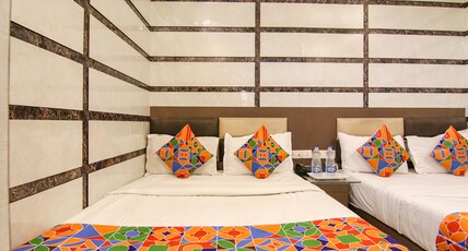 Hotel Rosewood Inn Room Type - Family Suite Room With City View
