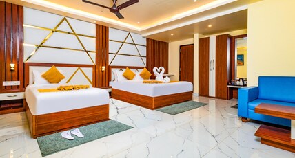 Bangla Queen Room Type - Executive Triple Bed Room AC