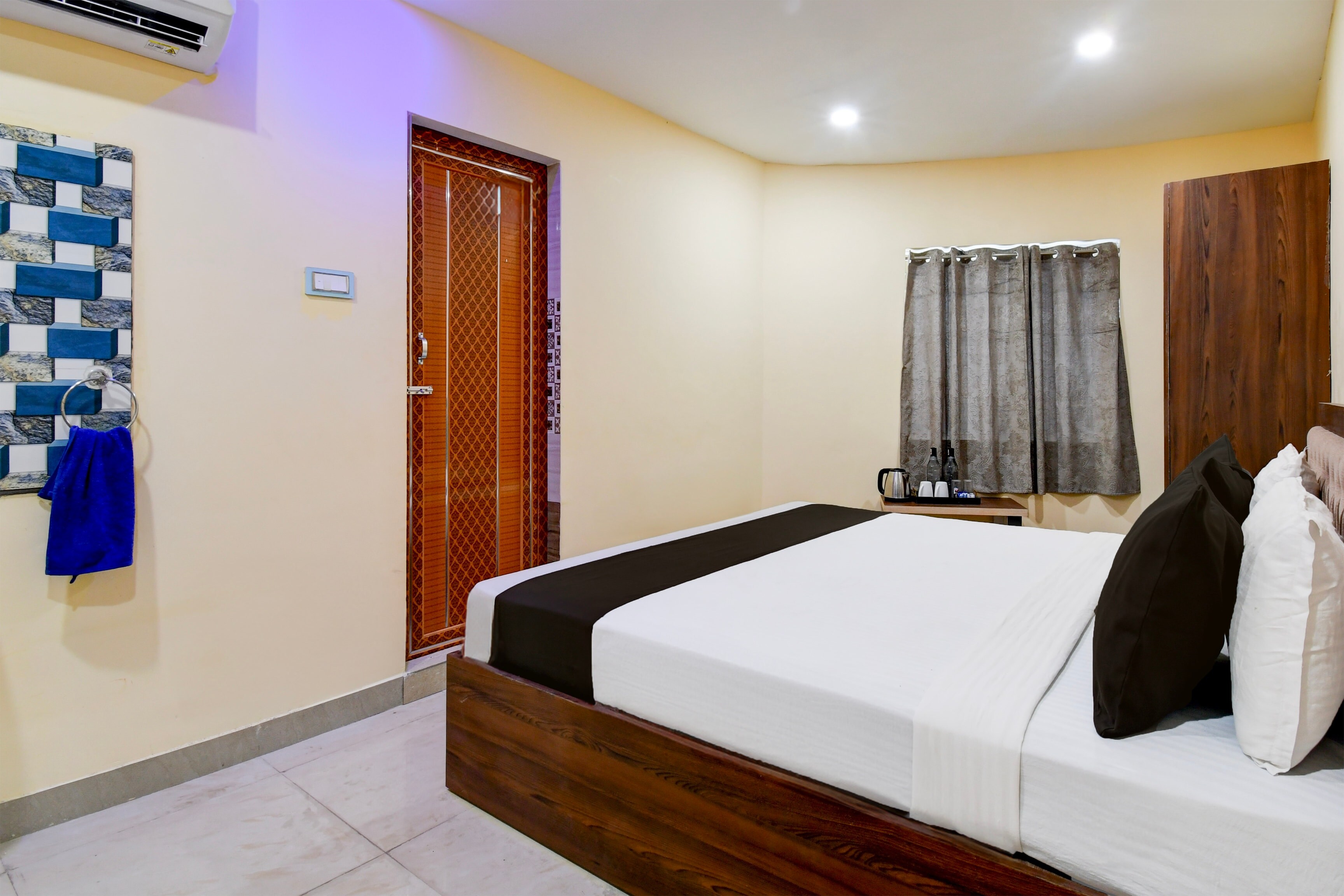 Hotel O The Capital Prestige - Tap to explore photos