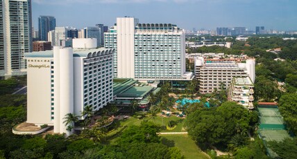 Shangri-La Hotel, Singapore Room Type - Tower Wing Deluxe Family King