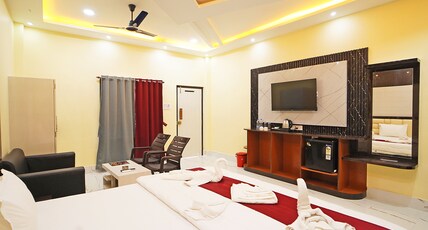 UNIQUE BEACH RESORT Room Type - Deluxe Room with Bathtub