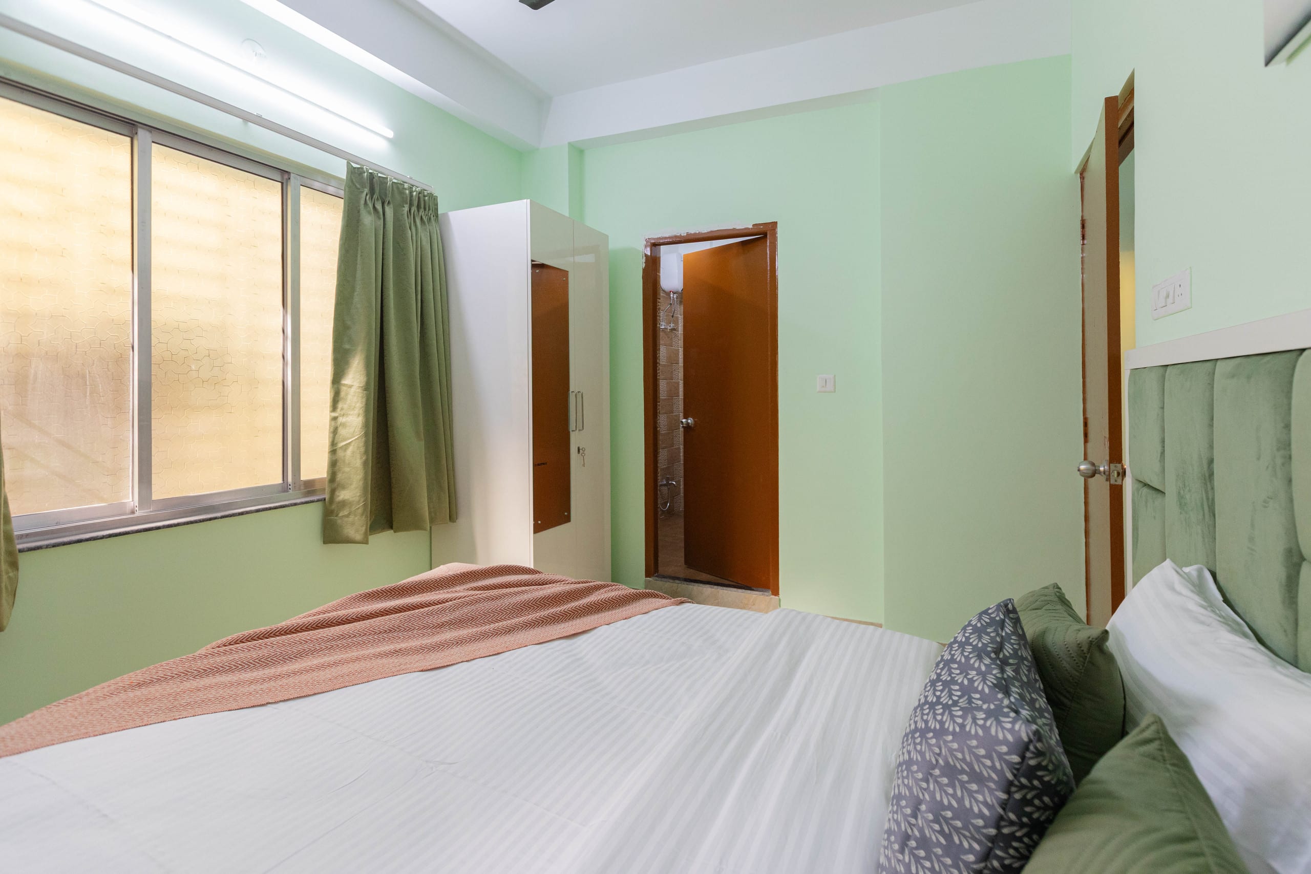 Serenity Green 3BHK South Kolkata - Tap to explore photos