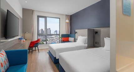 Holiday Inn Express Kunming West Room Type - 2 Twin Standard City View