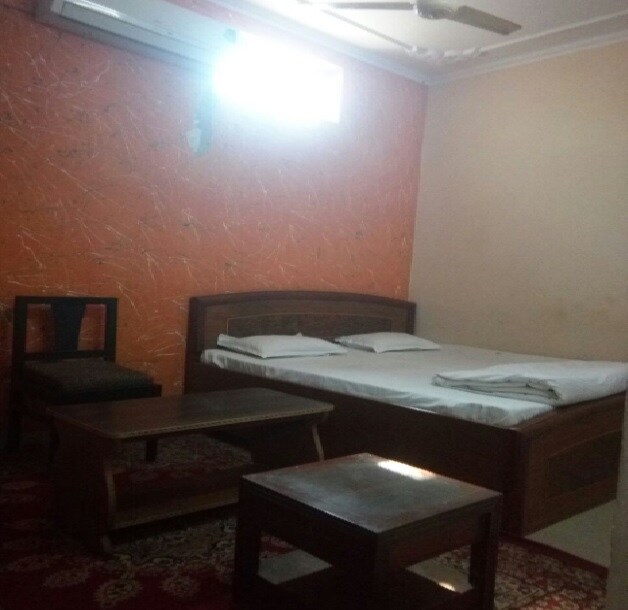 CHANDRA GUEST HOUSE - Tap to explore photos