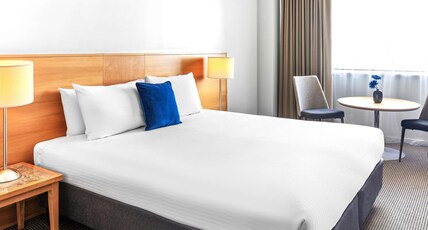 Hotel Novotel Perth Langley Room Type - Classic Room 1 King Bed