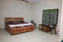 Hill Shine Honey Valley Resorts