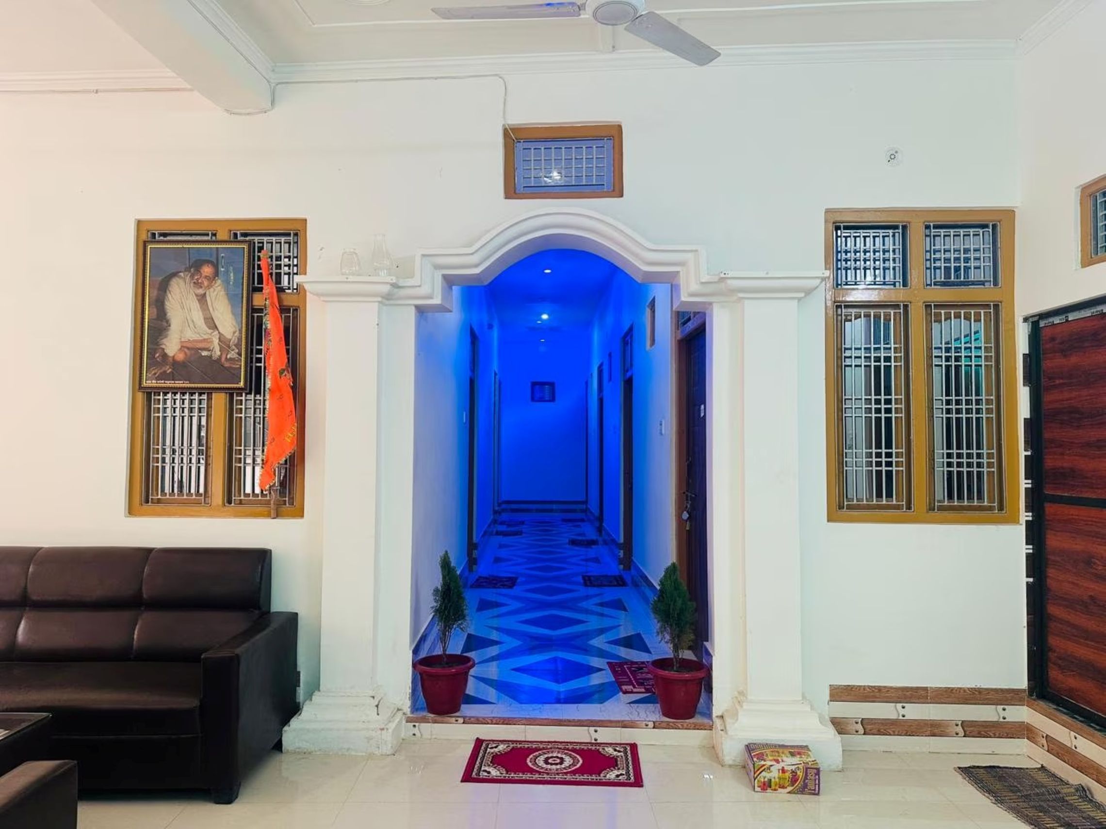 Hotel Sundaram Guest House - Tap to explore photos