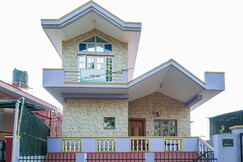 Eshwari Inn Home Stay | Rooms & Wi-Fi