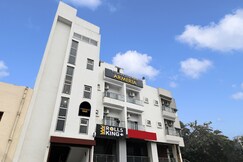 Super Townhouse OAK Armeria