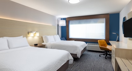 Holiday Inn Express & Suites Phoenix West - Buckeye, an IHG Hotel Room Type - 2 Queen Standard Communications Accessible