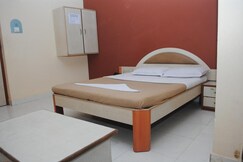 Pancharathna Paradise