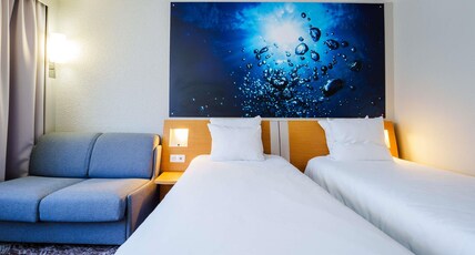 Novotel Saint-Avold Room Type - Classic Room - 1 double bed and 1 single sofa bed