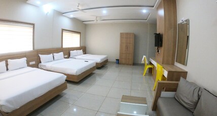 Hotel Plaza Avenue Room Type - Family Non Ac Room