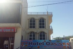 Hotel Oasis