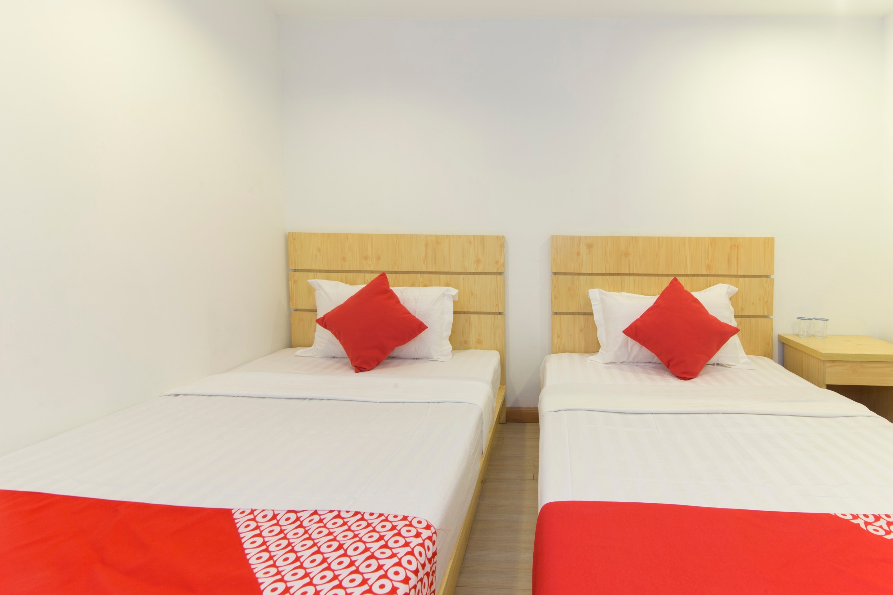 Hotel O Shah Alam Near IDCC Convention Centre Formerly DD hotel. - Tap to explore photos