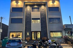 HOTEL ML GRAND