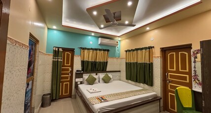 Parboti Lodge Room Type - AC SUPER DELUXE ROOM