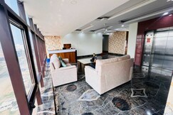 Hotel O Maple Inn and Banquet