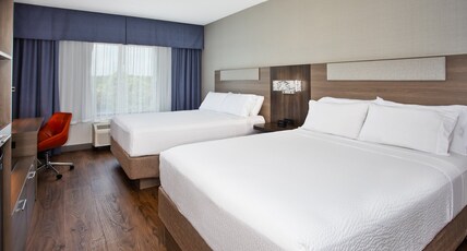 Holiday Inn Express & Suites Kingston Central Room Type - 2 Queen Beds Standard