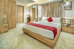 The Grand Murli Hotel, City Light Road