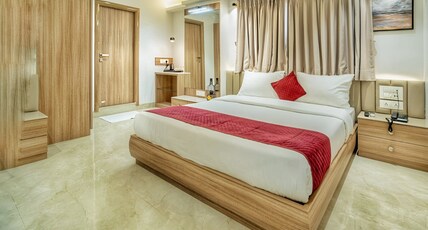 The Grand Murli Hotel, City Light Road Room Type - Super Deluxe Room