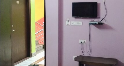 AMRAPALI HOTEL Room Type - Double Bed Non AC Room