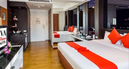 Nova Platinum Hotel Room Type - Deluxe King (Classic Wing)