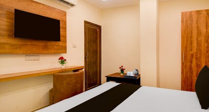 Super Townhouse Gomti Nagar Station Formerly Budget In Room Type - Classic
