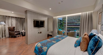 Marina- Shimla First Designer Boutique Hotel Room Type - Executive Suite with Jacuzzi and Sit Out Area Marina- Shimla First Designer Boutique Hotel Room Type - Executive Suite with Jacuzzi and Sit Out Area
