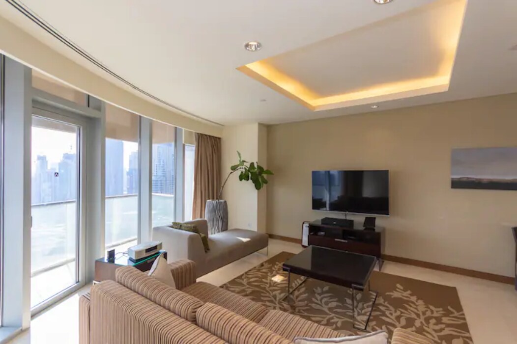 Stunning 2 BR - Address Dubai Mall - Tap to explore photos