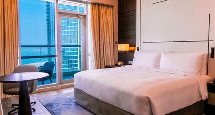 Hilton Bahrain Room Type - KING ONE BDRM APM BALC