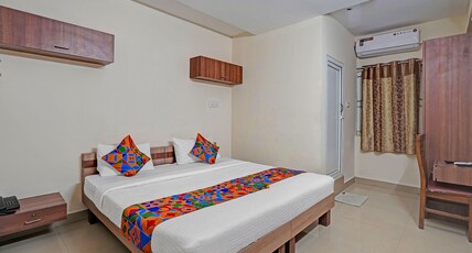 FabHotel Blueberry Room Type - Deluxe Room