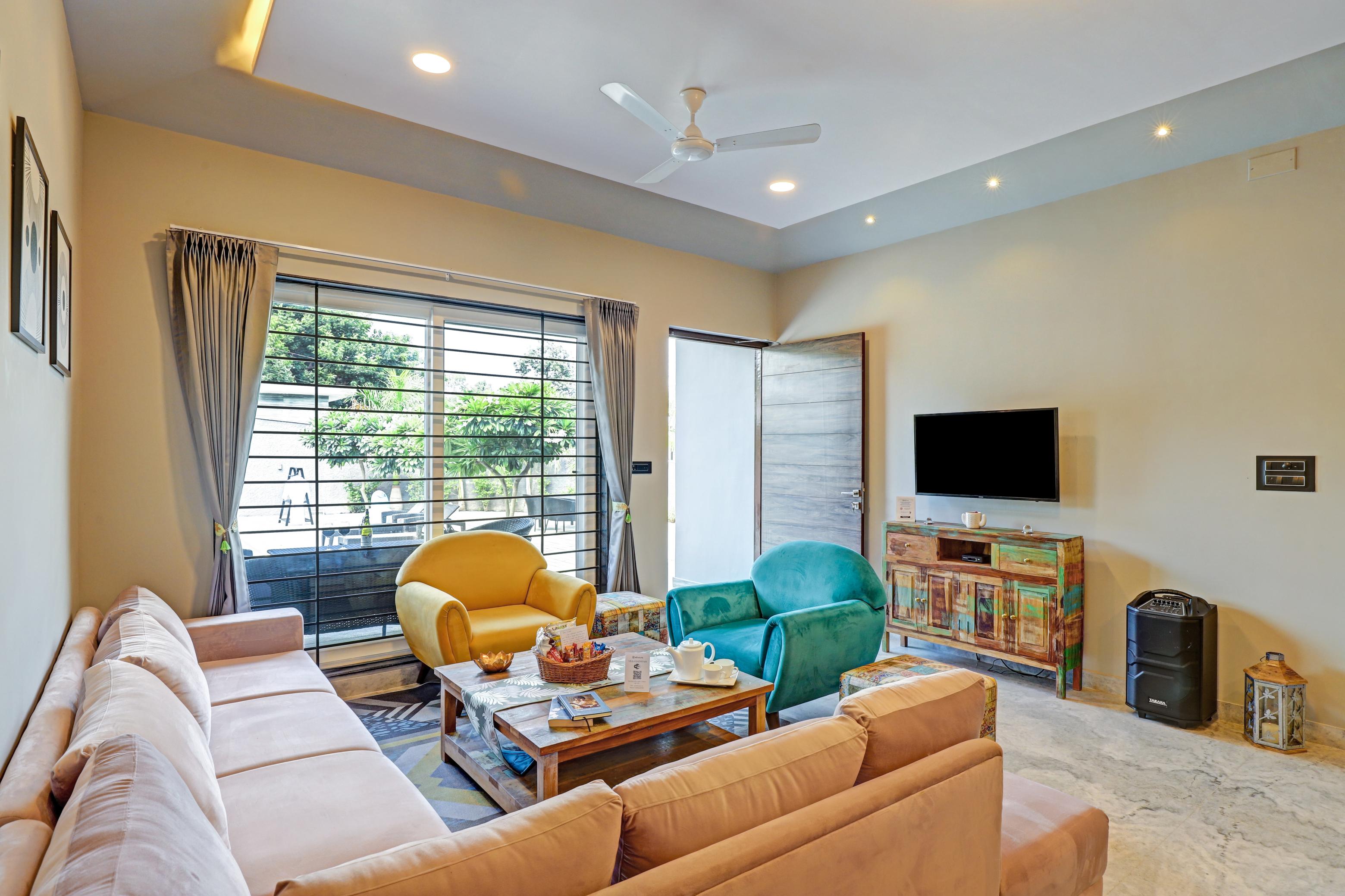  Luxurious 1bhk Villa in Udaipur By Elilux - Tap to explore photos