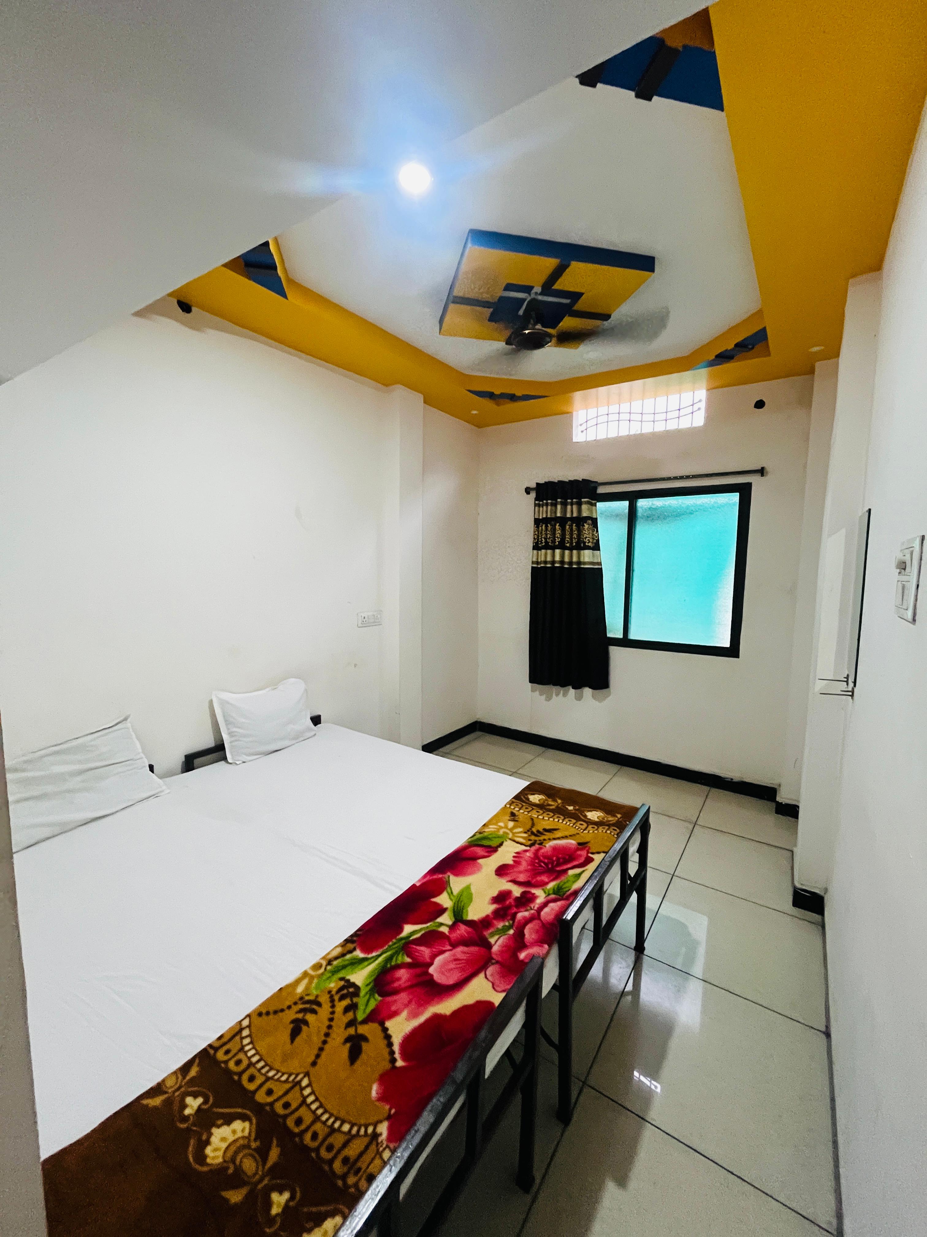 Gurudham Home Stay - Tap to explore photos